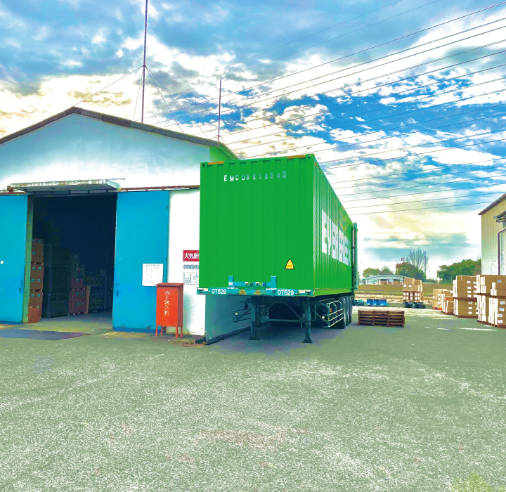 南花田共同倉庫/敷地内・作業風景