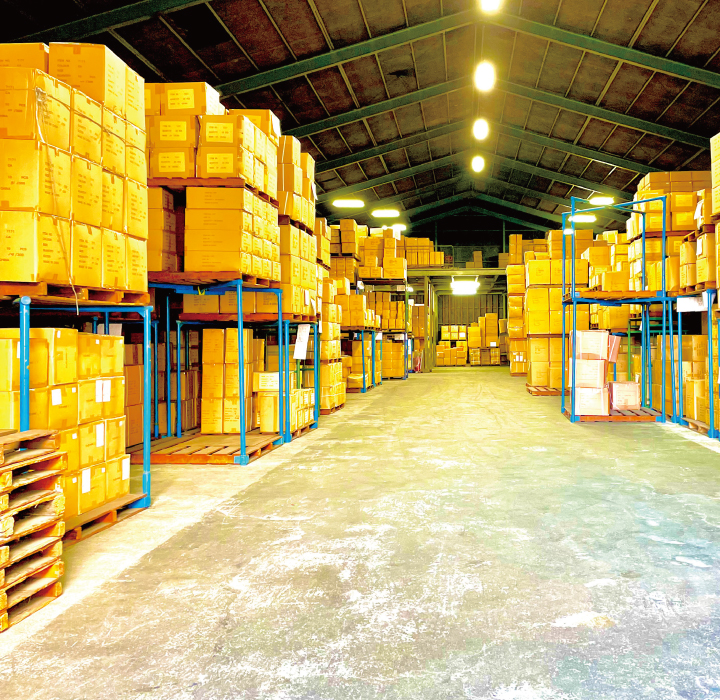 南花田共同倉庫/敷地内・作業風景